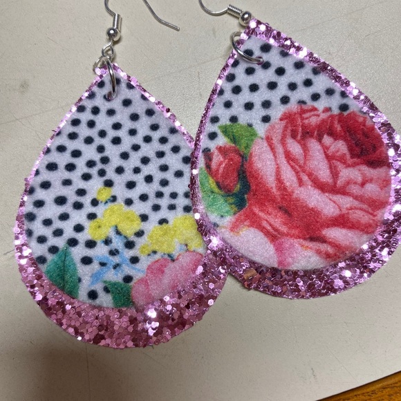 HANDMADE EARRINGS - Picture 4 of 8